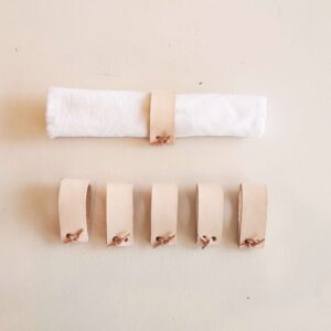Leather serviette ring set