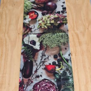 Couture table runner - Secrets in the garden
