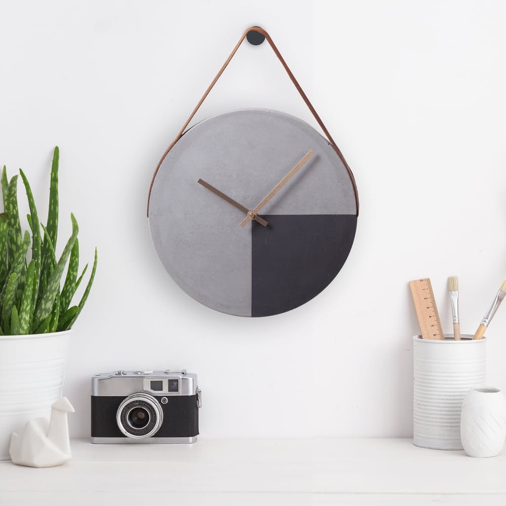 HANDCRAFTED CEMENT WALL CLOCK- VARIOUS COLOURS HANDCRAFTED CEMENT WALL CLOCK- VARIOUS COLOURS - Image 2