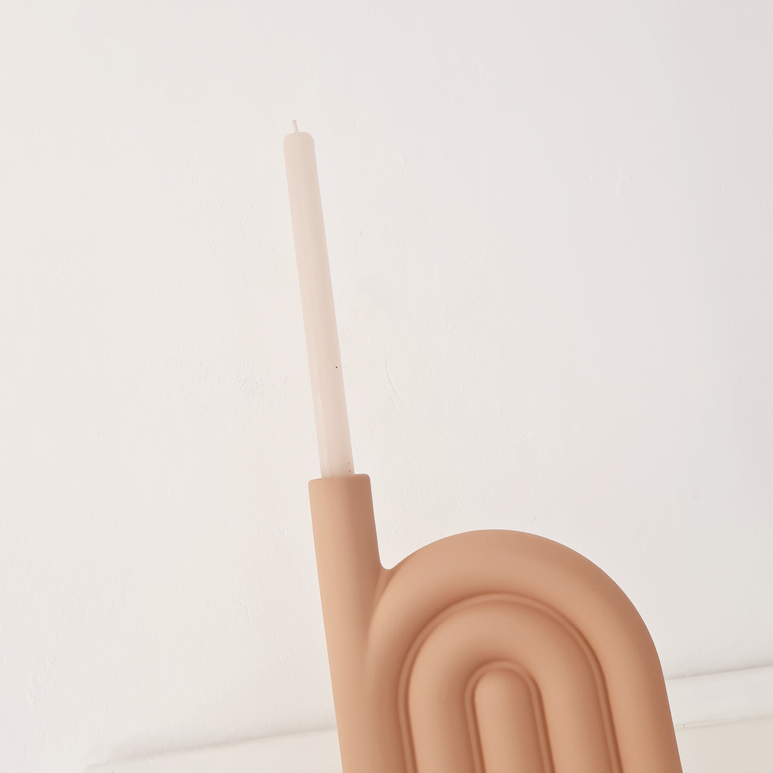 Nude-tan arch ceramic candlestick Nude-tan arch ceramic candlestick - Image 3