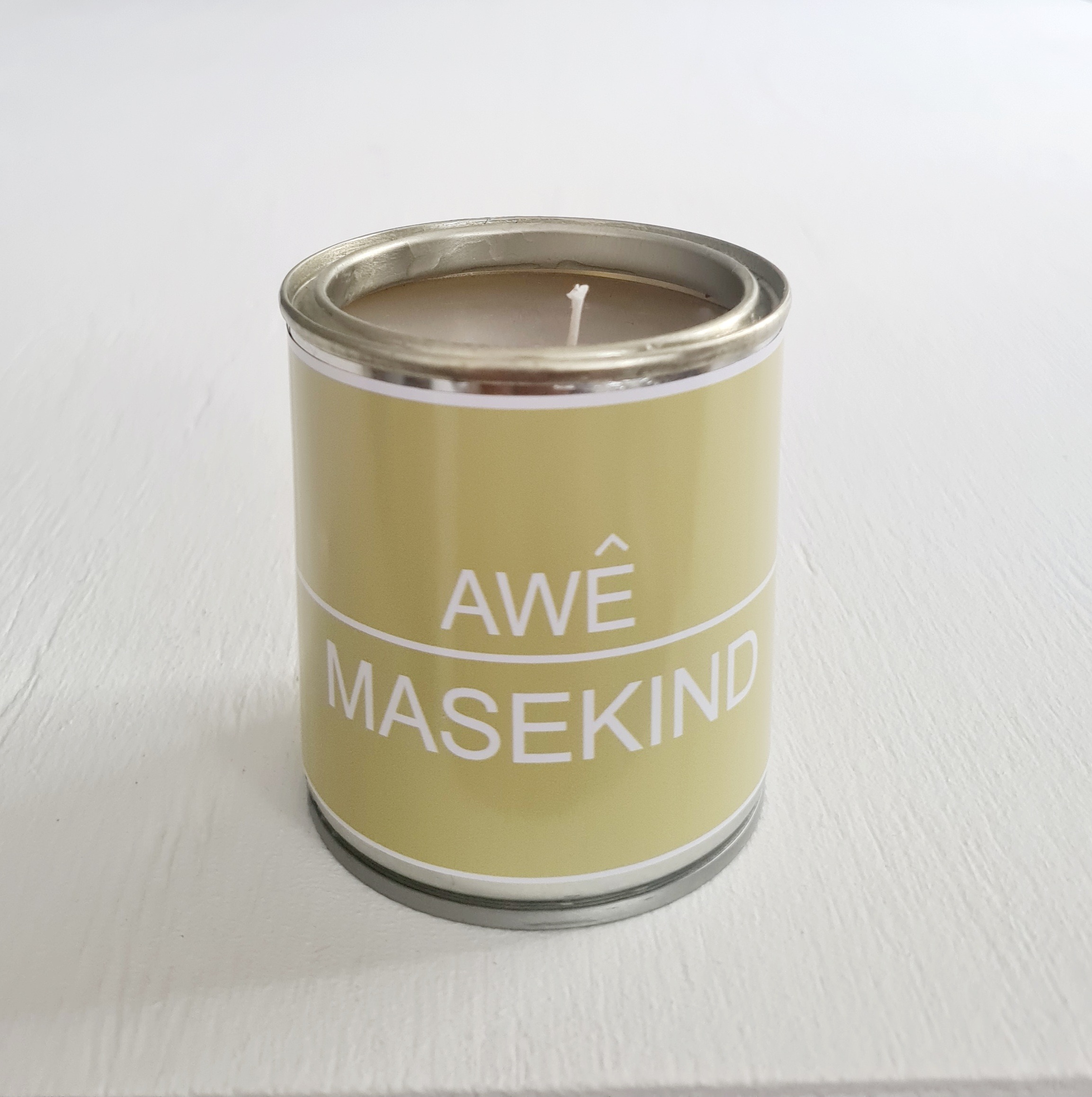 FUNKY TRADITIONAL SOUTH AFRICAN CANDLE - MASEKIND FUNKY TRADITIONAL SOUTH AFRICAN CANDLE - MASEKIND