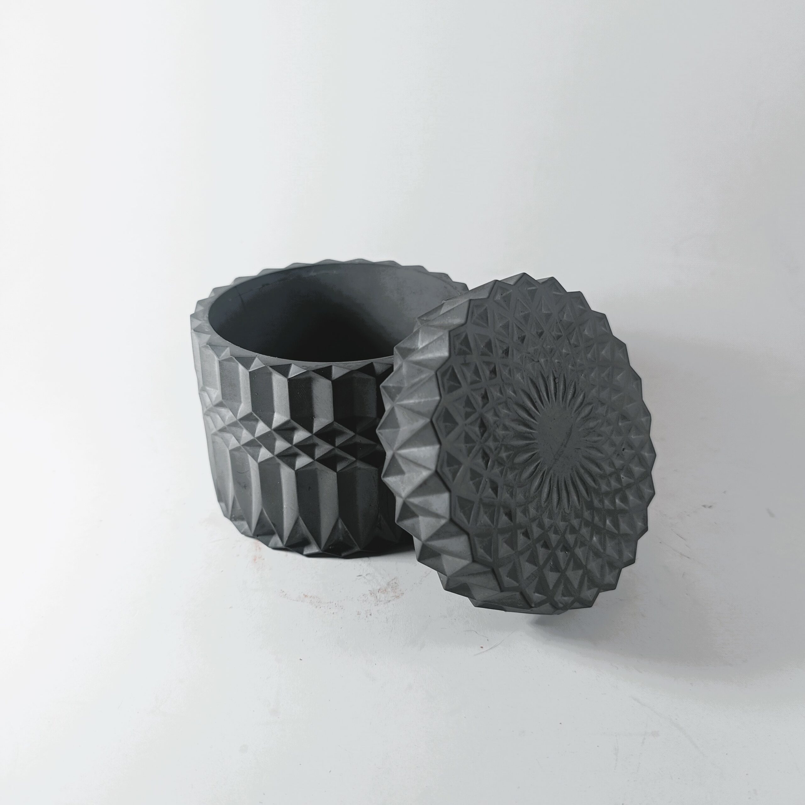 Diamond pattern storage jars Diamond pattern storage jars - Image 3