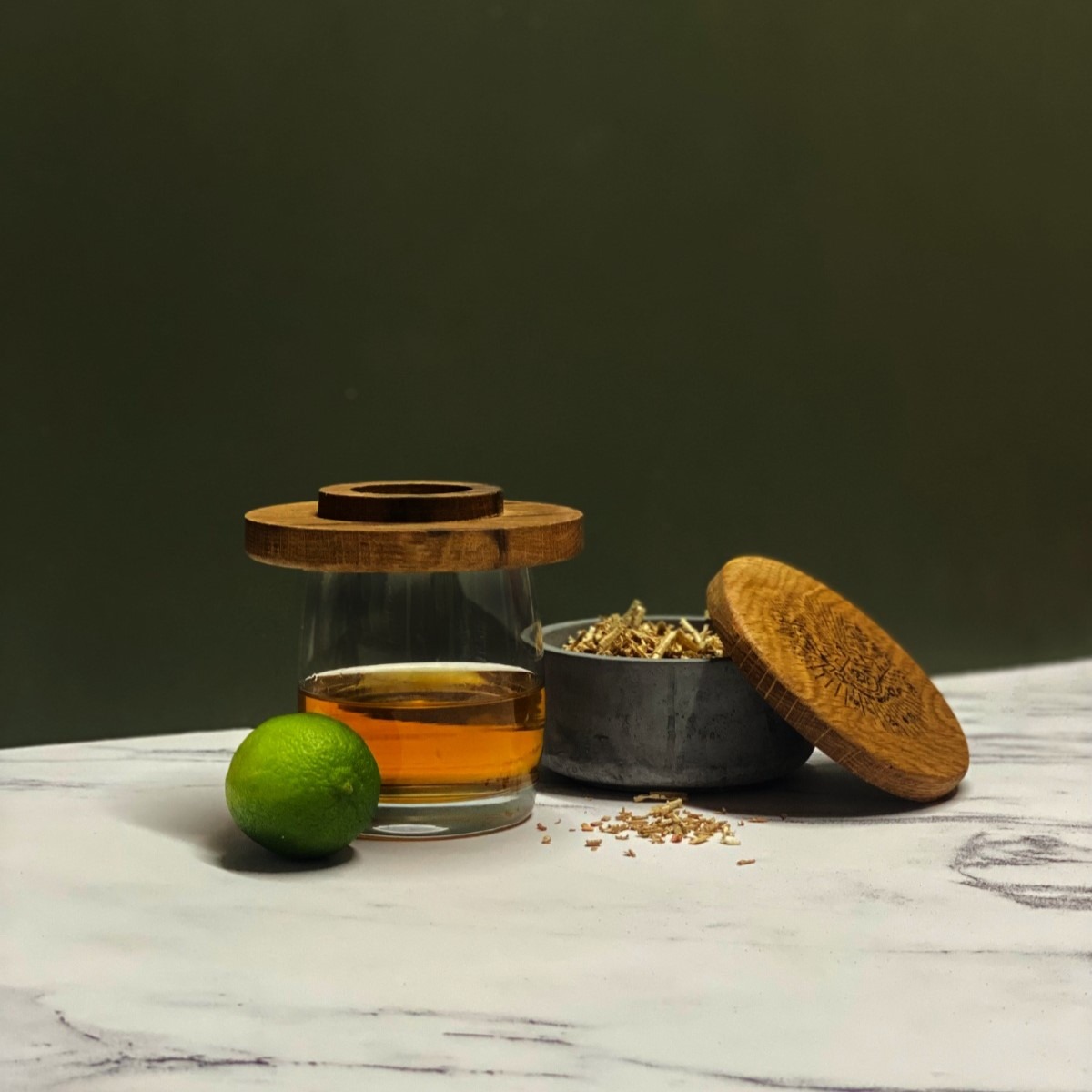 Oak Cocktail and Whiskey Smoker Oak Cocktail and Whiskey Smoker - Image 4