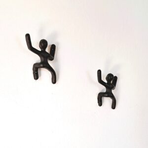 Climbing men wall hooks - set of 2