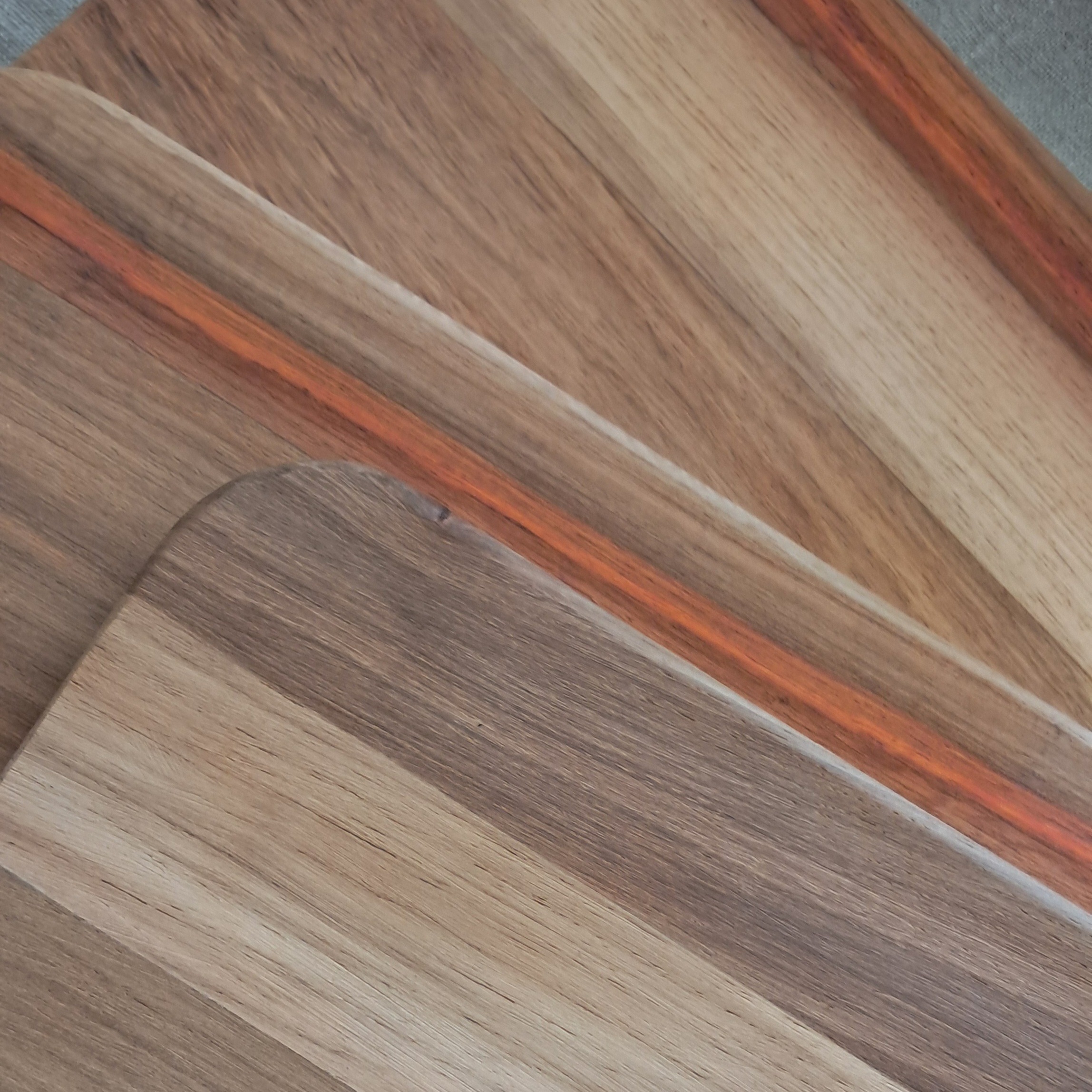 African teak serving/chopping board African teak serving/chopping board - Image 4