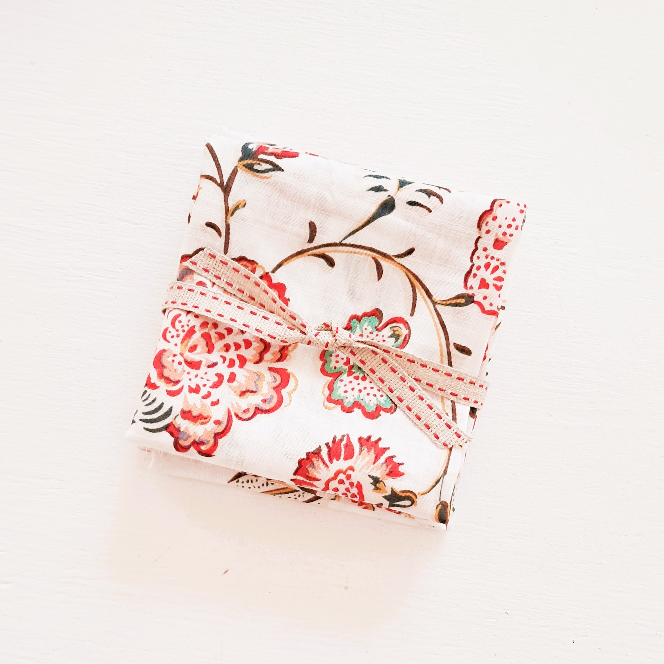 Cotton serviettes - alfresco bright floral Cotton serviettes - alfresco bright floral